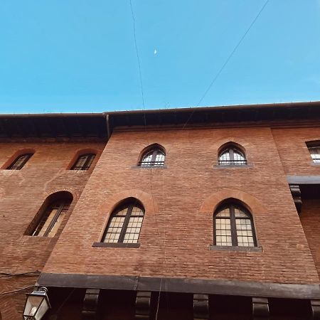 Lovely 1 Bedroom Apartment Nearby Piazza Maggiore Μπολόνια Εξωτερικό φωτογραφία