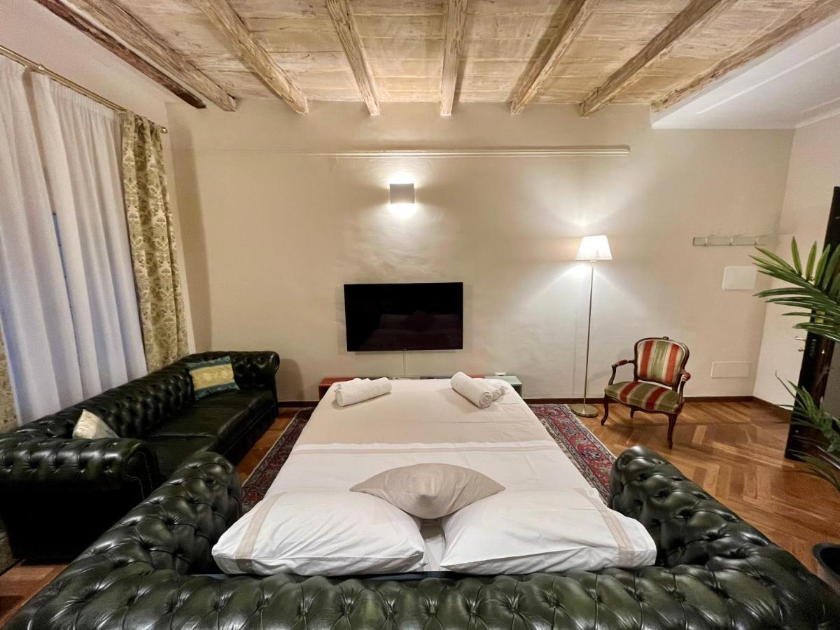 Lovely 1 Bedroom Apartment Nearby Piazza Maggiore Μπολόνια Εξωτερικό φωτογραφία