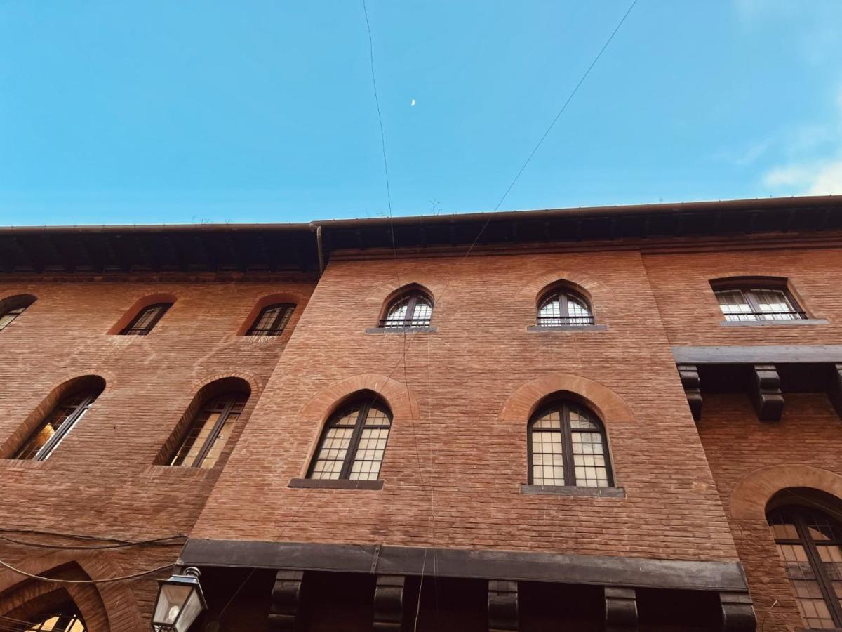 Lovely 1 Bedroom Apartment Nearby Piazza Maggiore Μπολόνια Εξωτερικό φωτογραφία